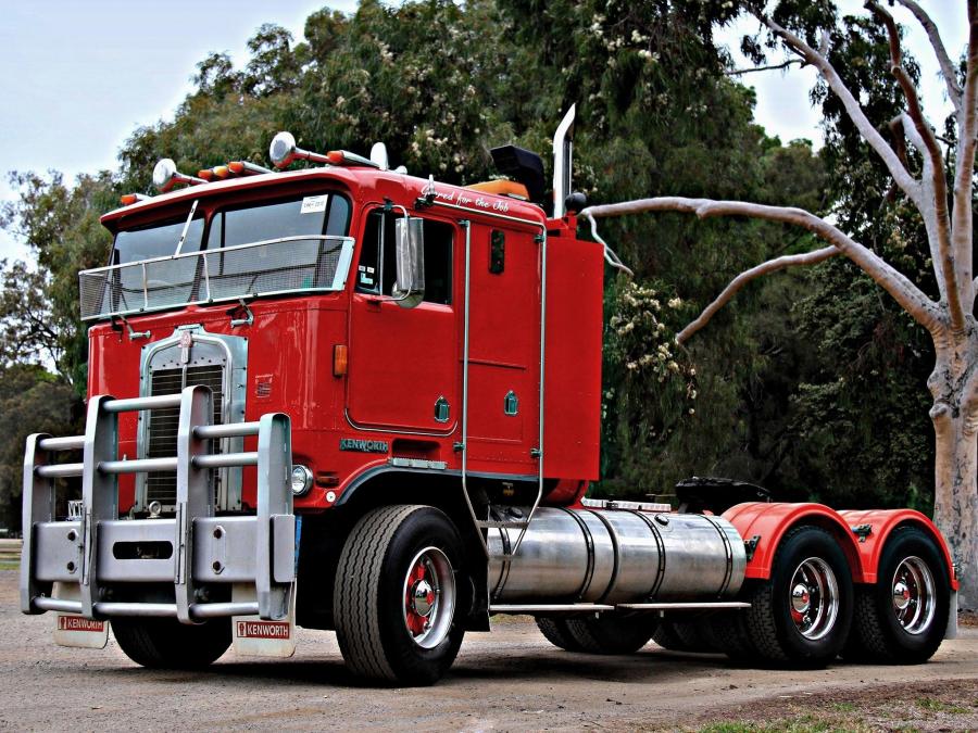  Kenworth K108 2008 года  (фото 1 из 3)